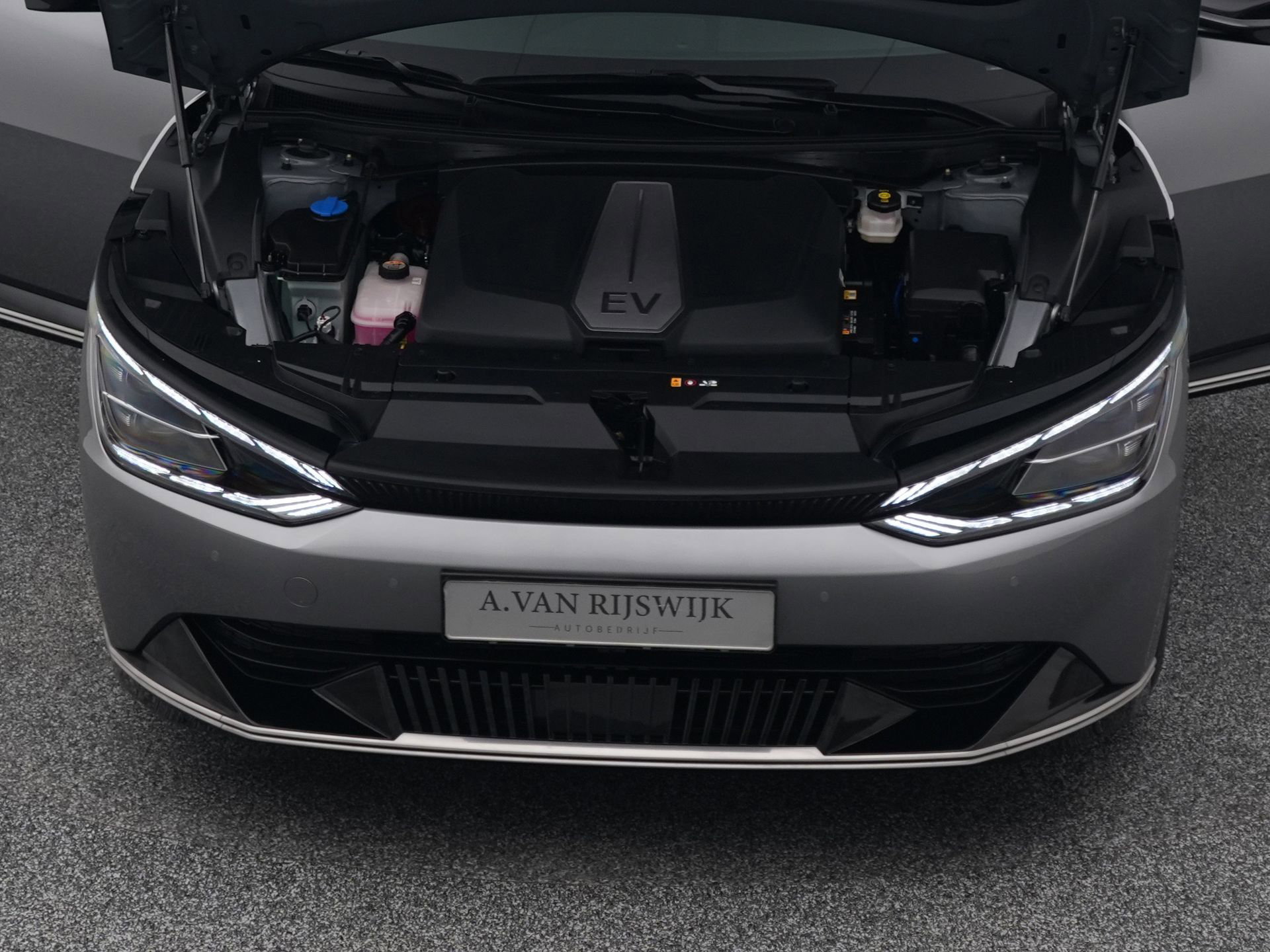 Auto afbeelding: 32