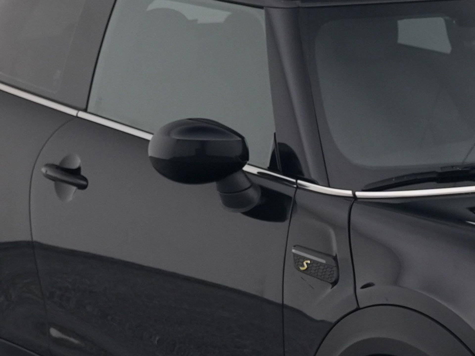 Auto afbeelding: 24