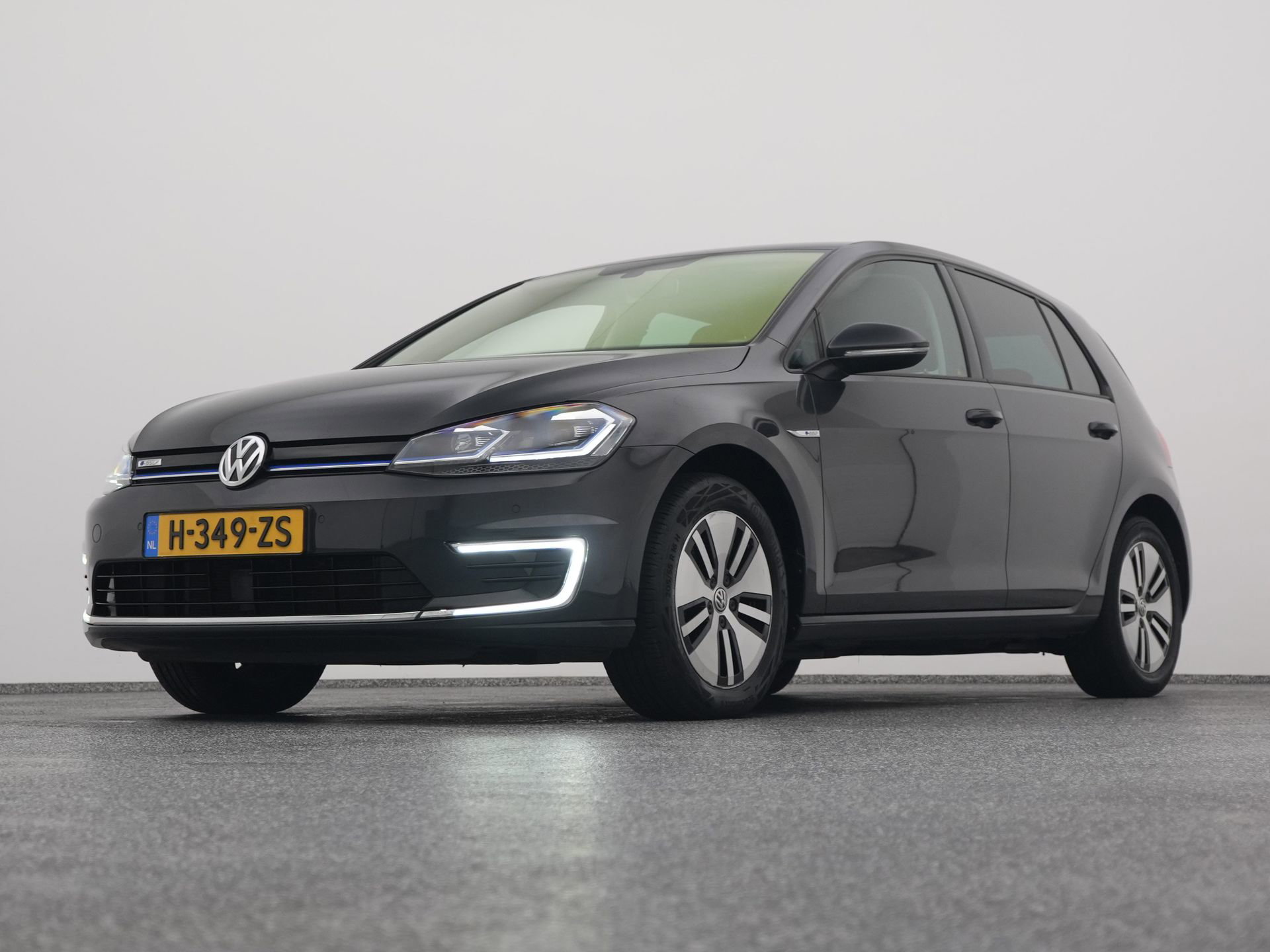 Auto afbeelding: 16