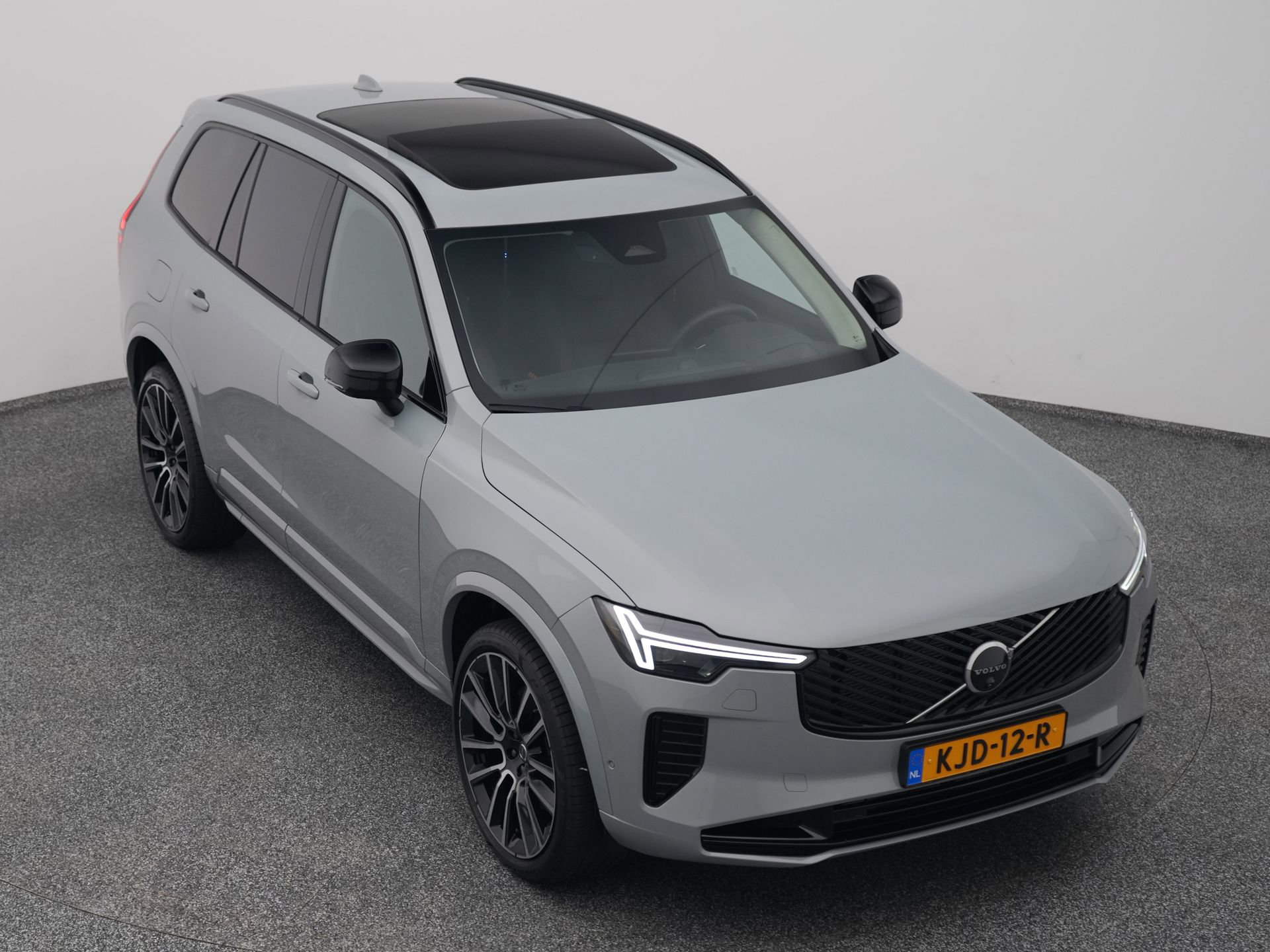 Auto afbeelding: 24