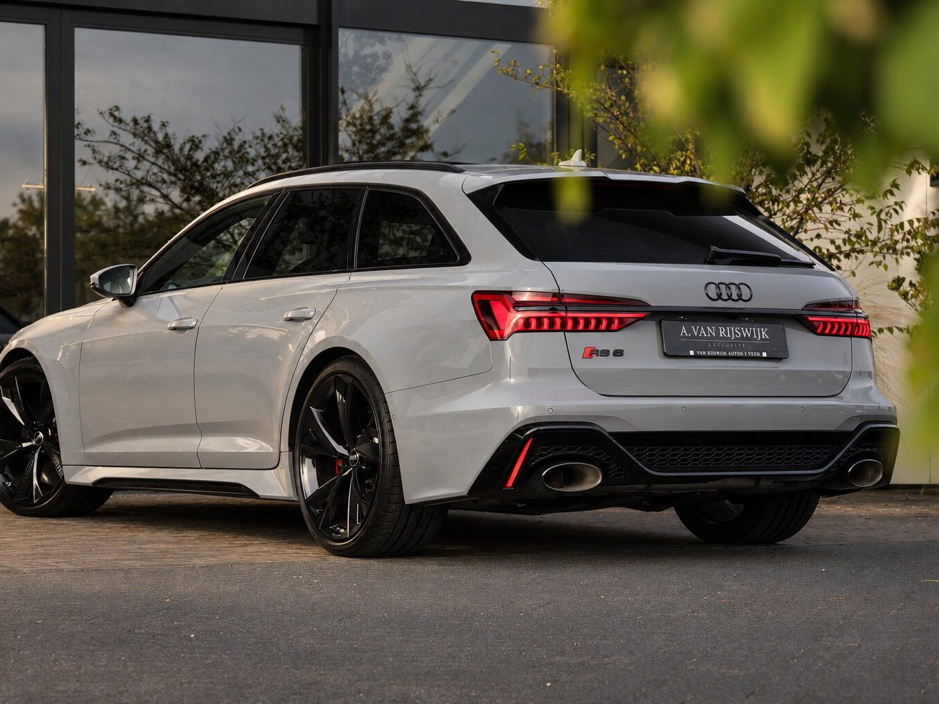 Auto afbeelding: 6