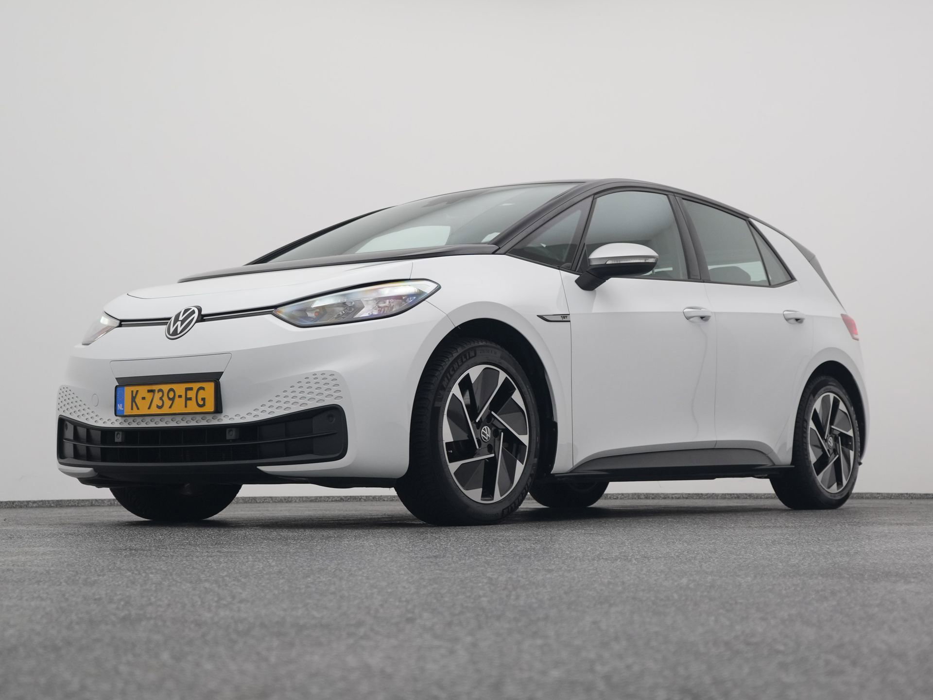Auto afbeelding: 16