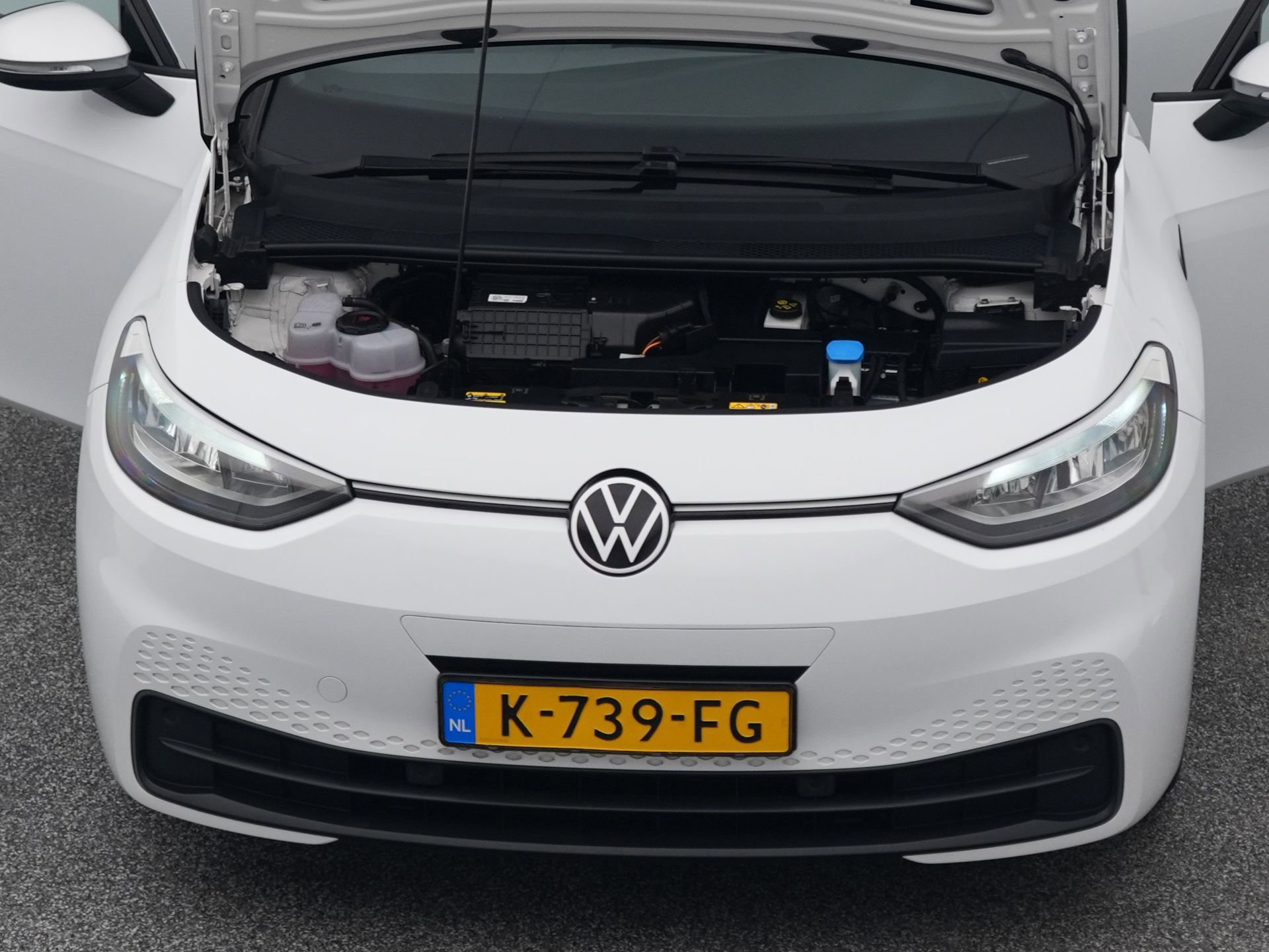 Auto afbeelding: 32