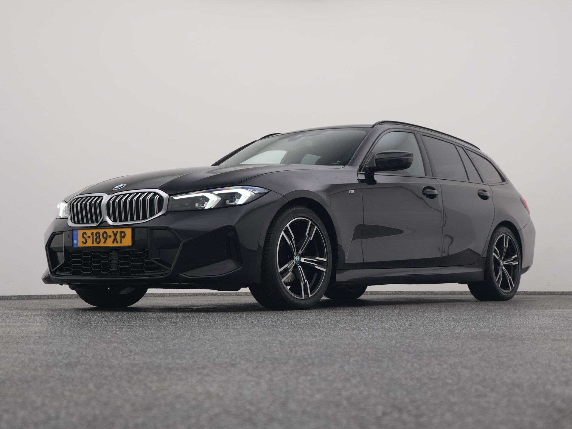 Auto afbeelding: 15