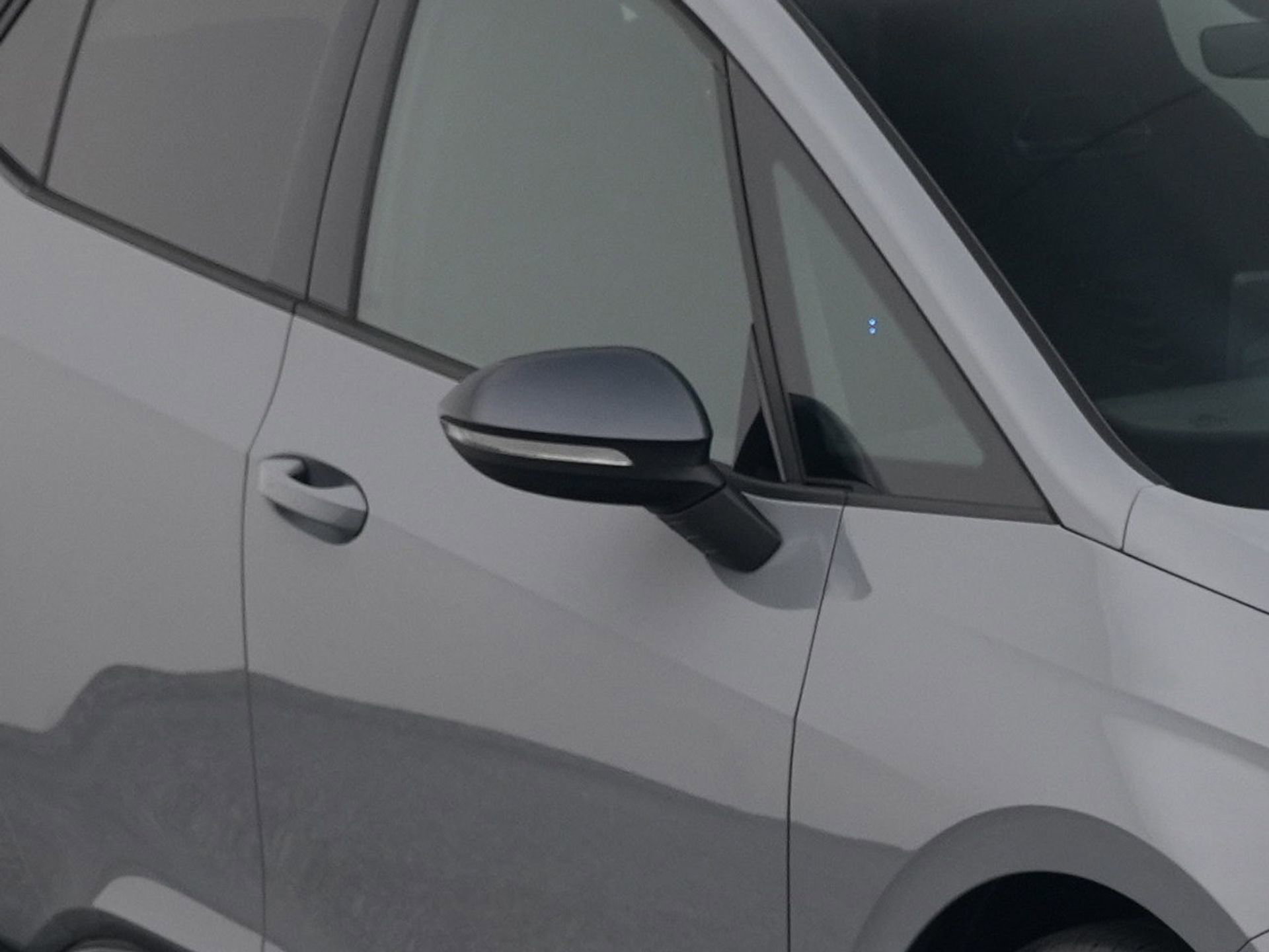 Auto afbeelding: 24