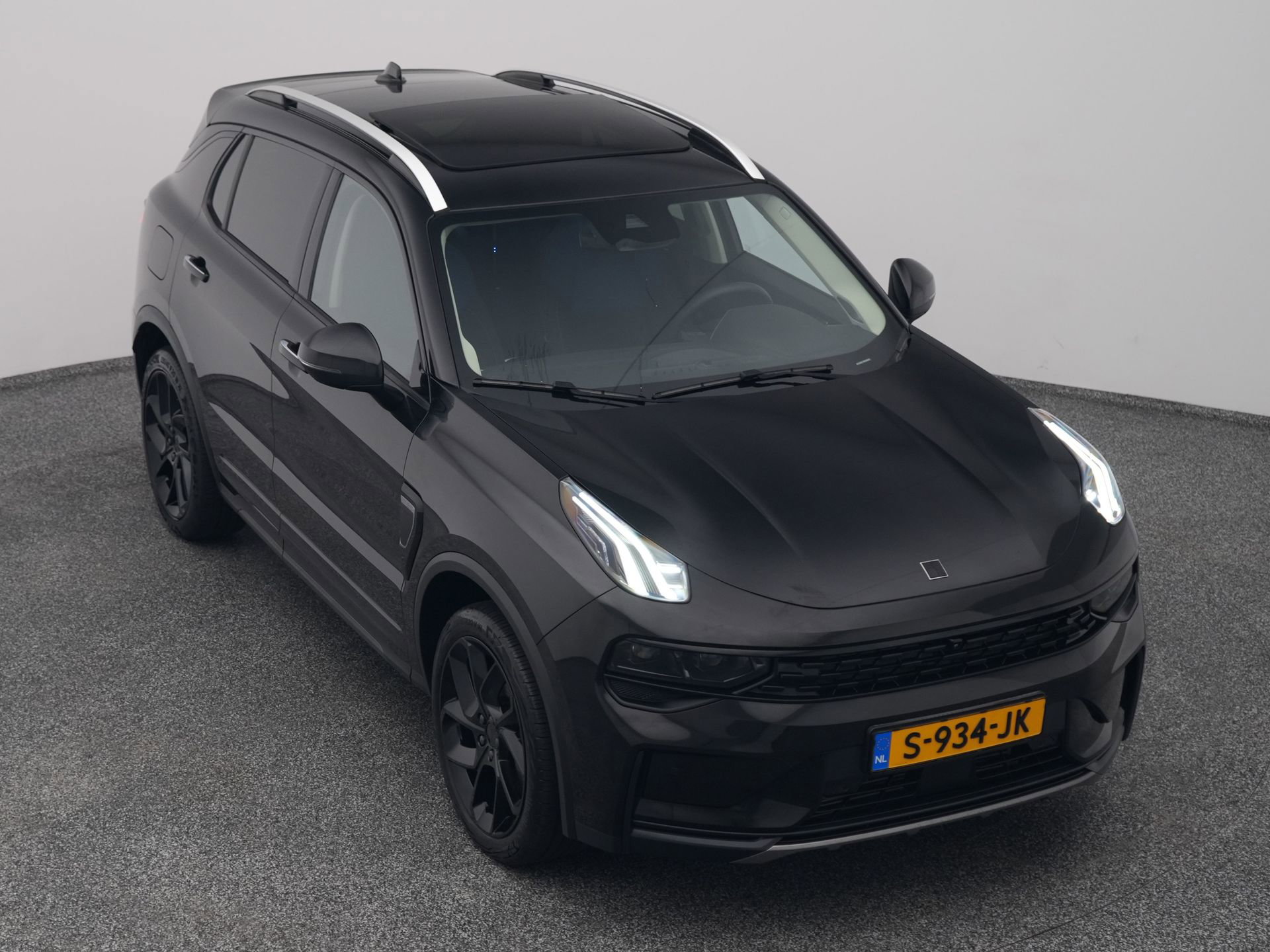 Auto afbeelding: 24