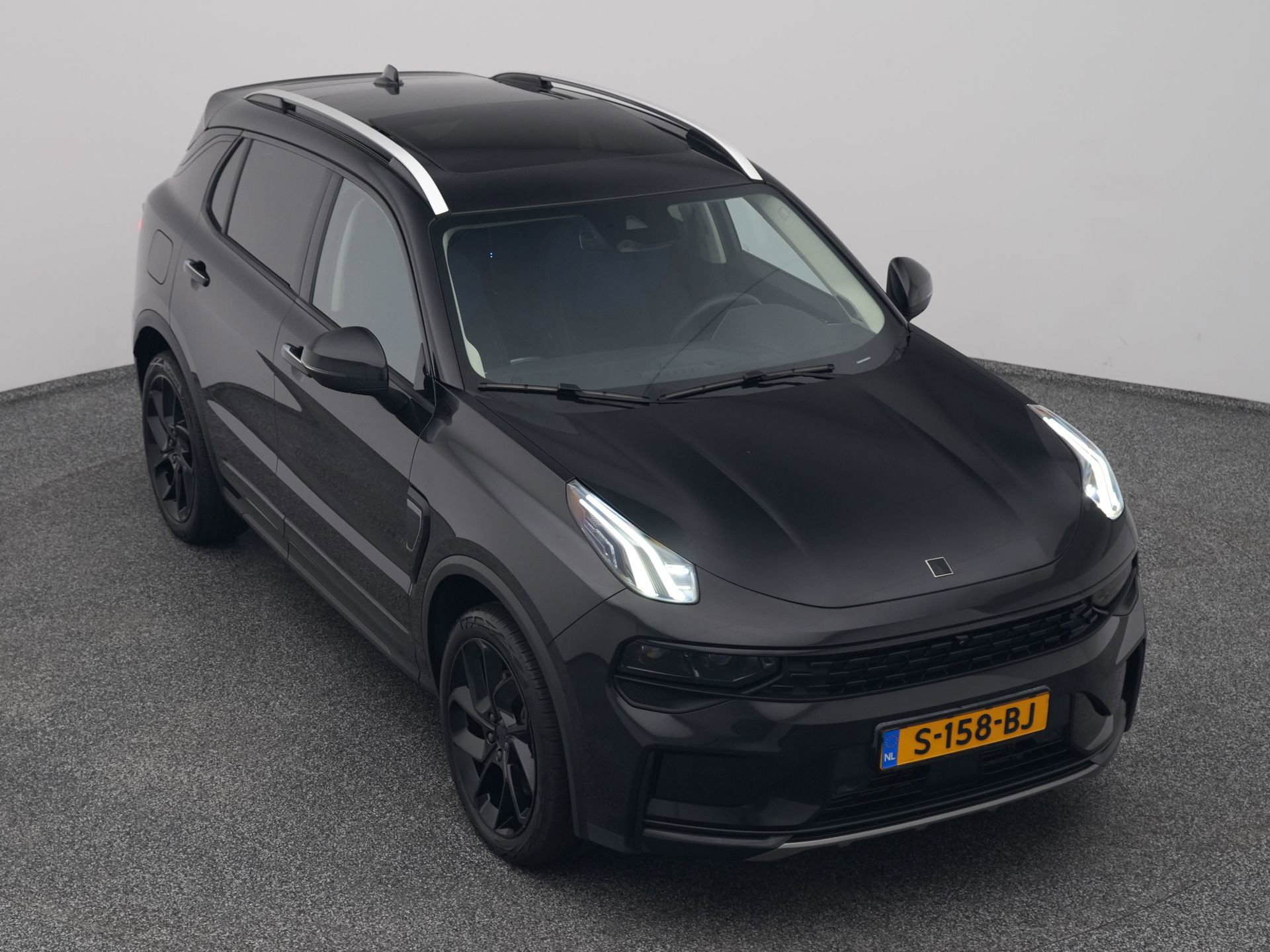 Auto afbeelding: 24