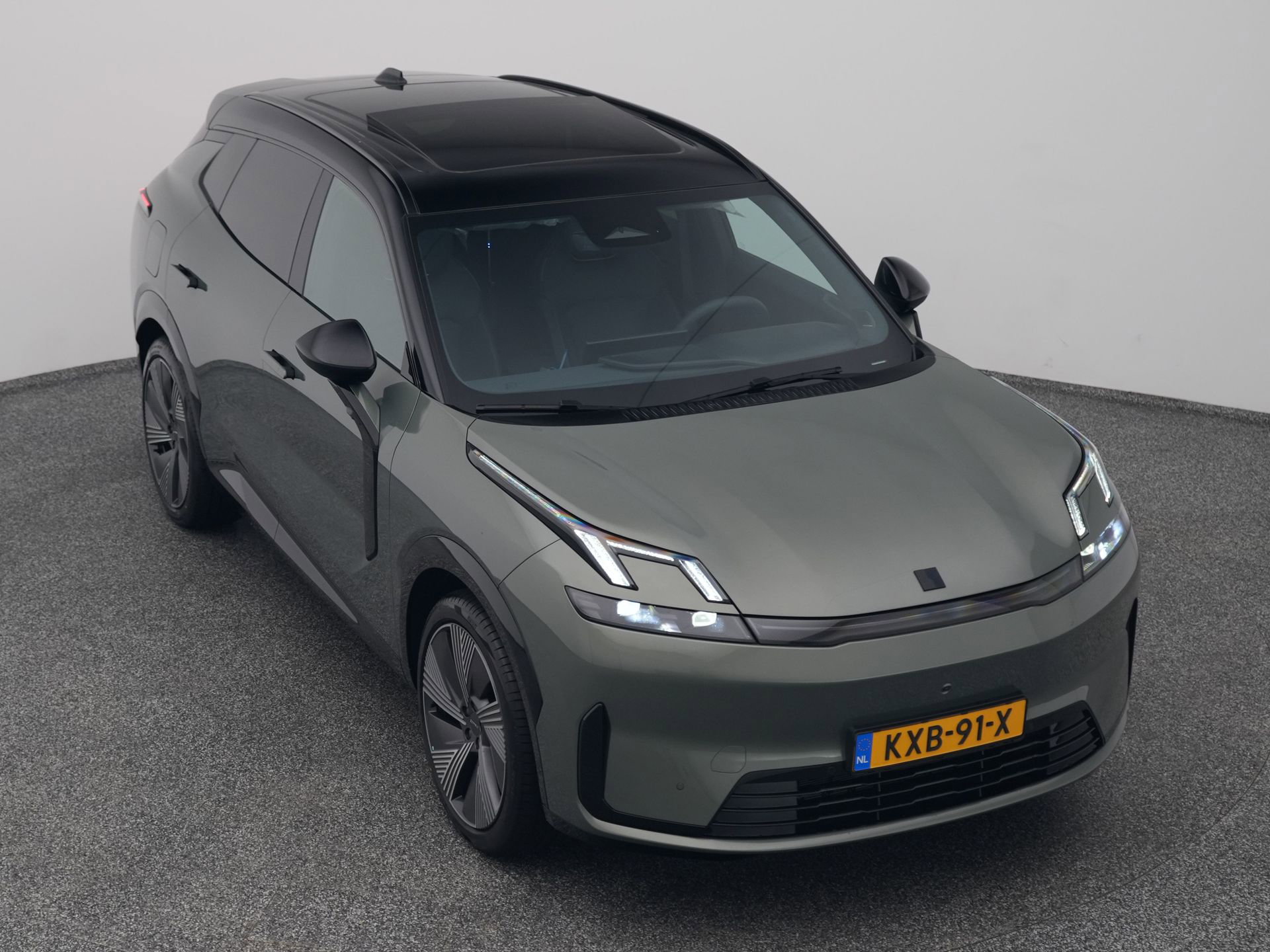 Auto afbeelding: 24