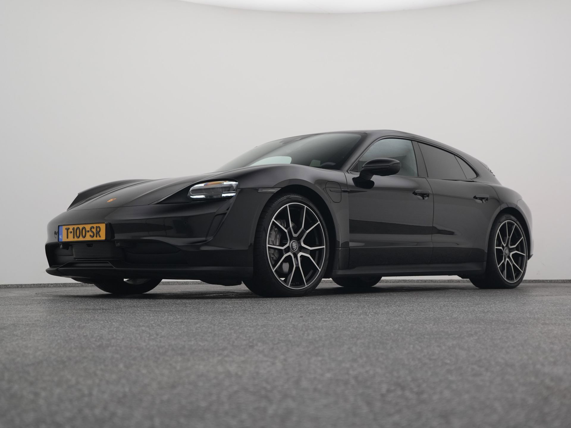 Auto afbeelding: 16