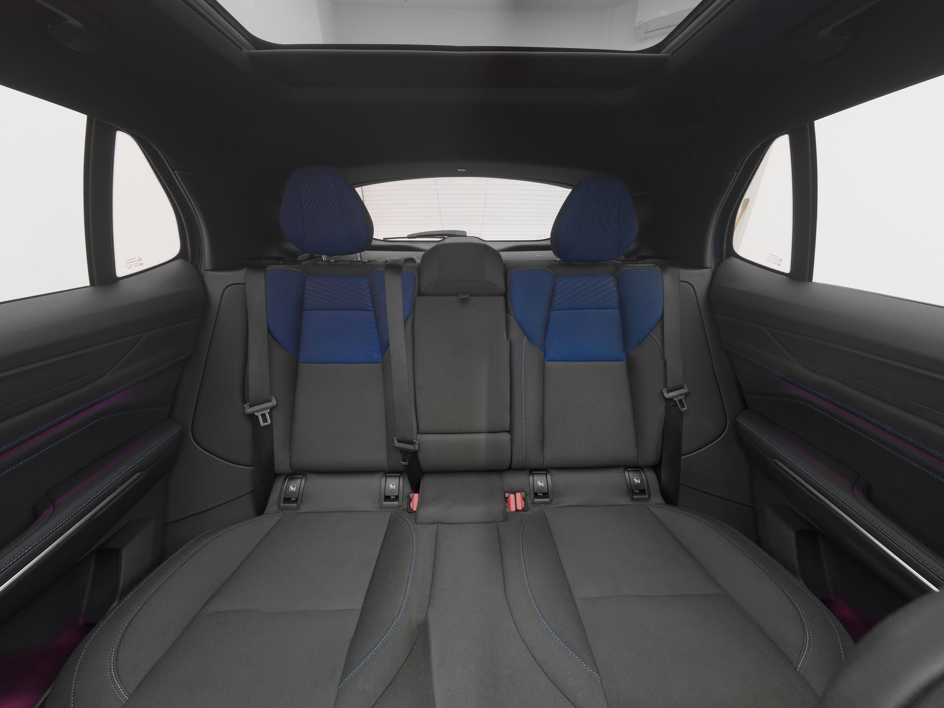 Auto afbeelding: 4