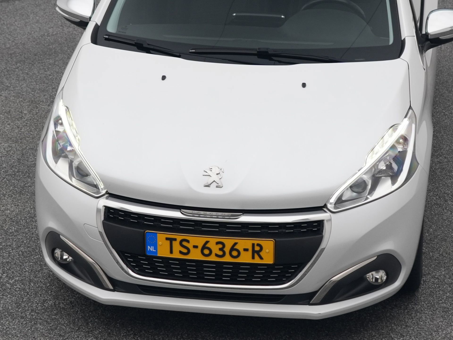 Auto afbeelding: 30
