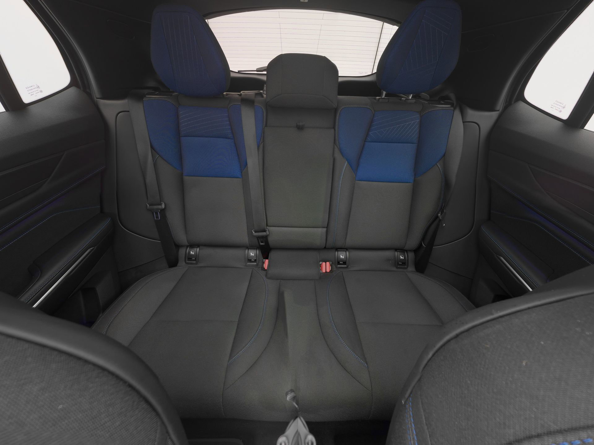 Auto afbeelding: 4
