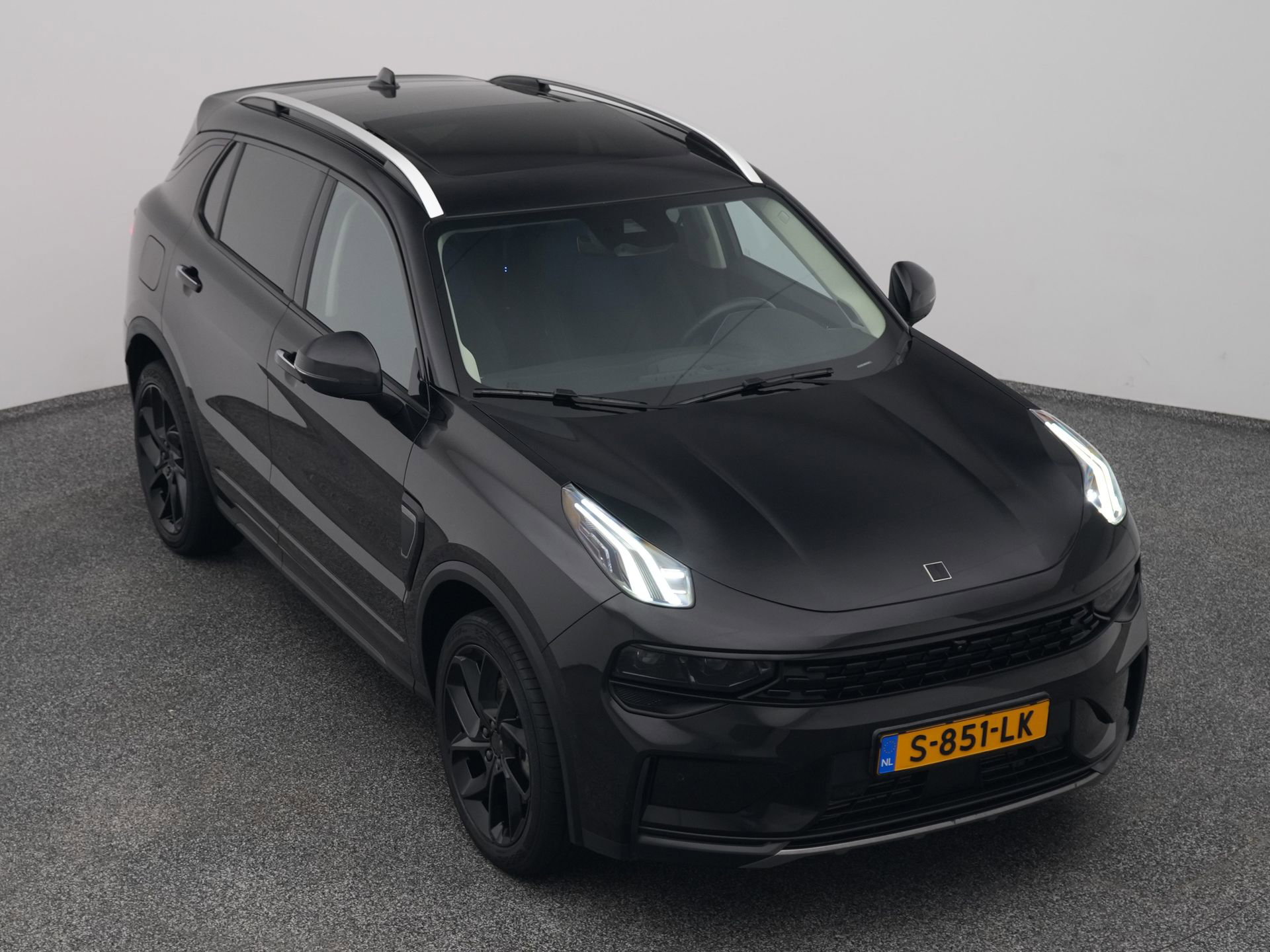 Auto afbeelding: 24