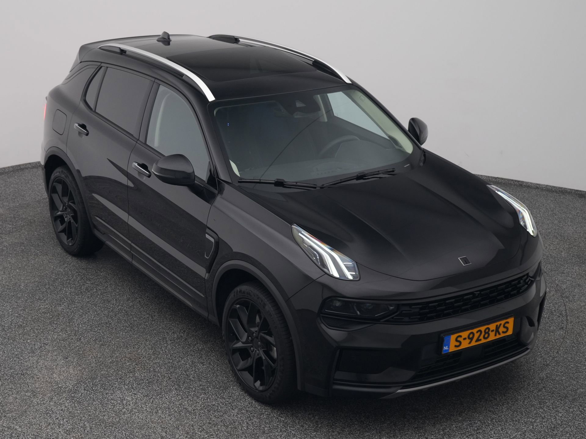 Auto afbeelding: 24