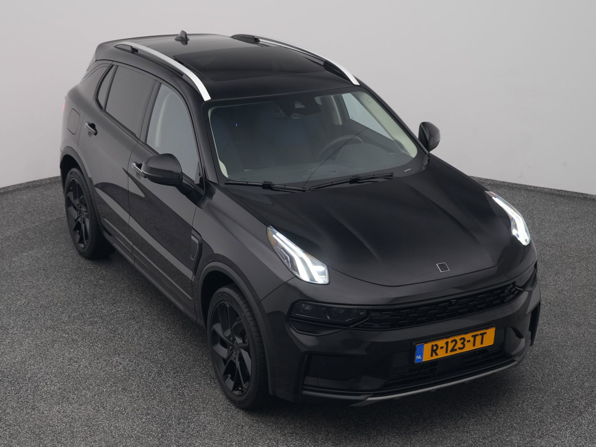 Auto afbeelding: 24