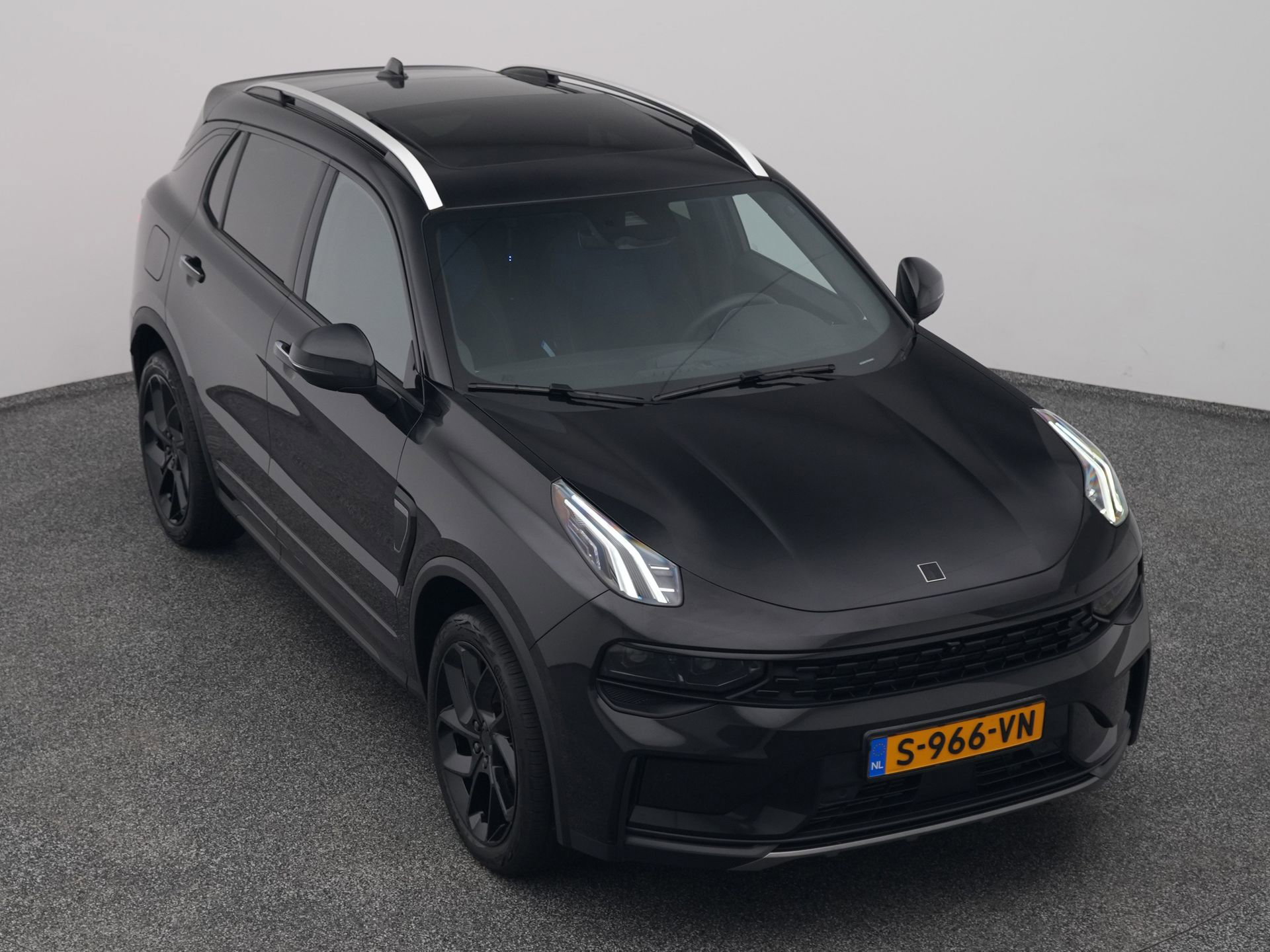Auto afbeelding: 24