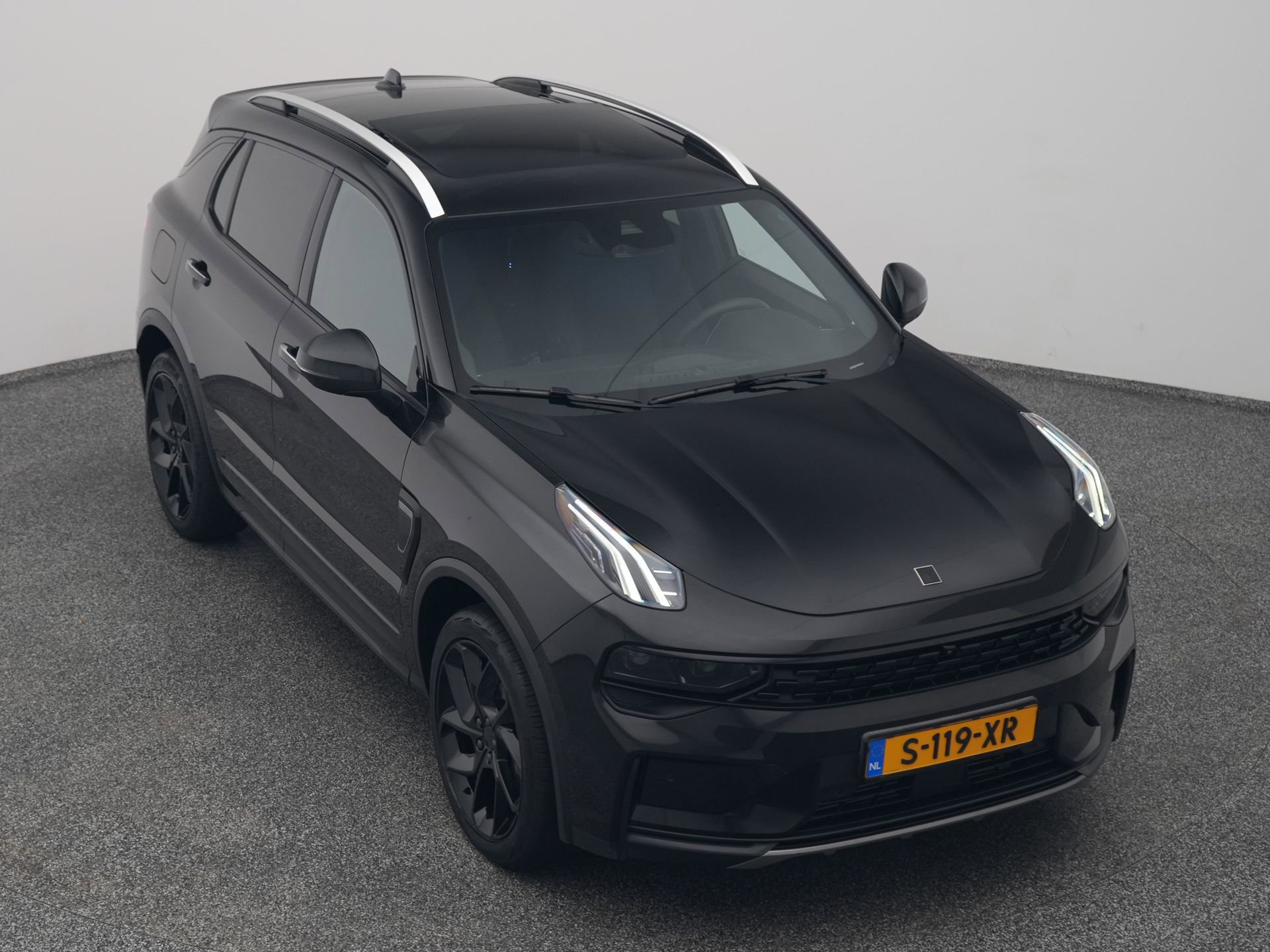 Auto afbeelding: 24
