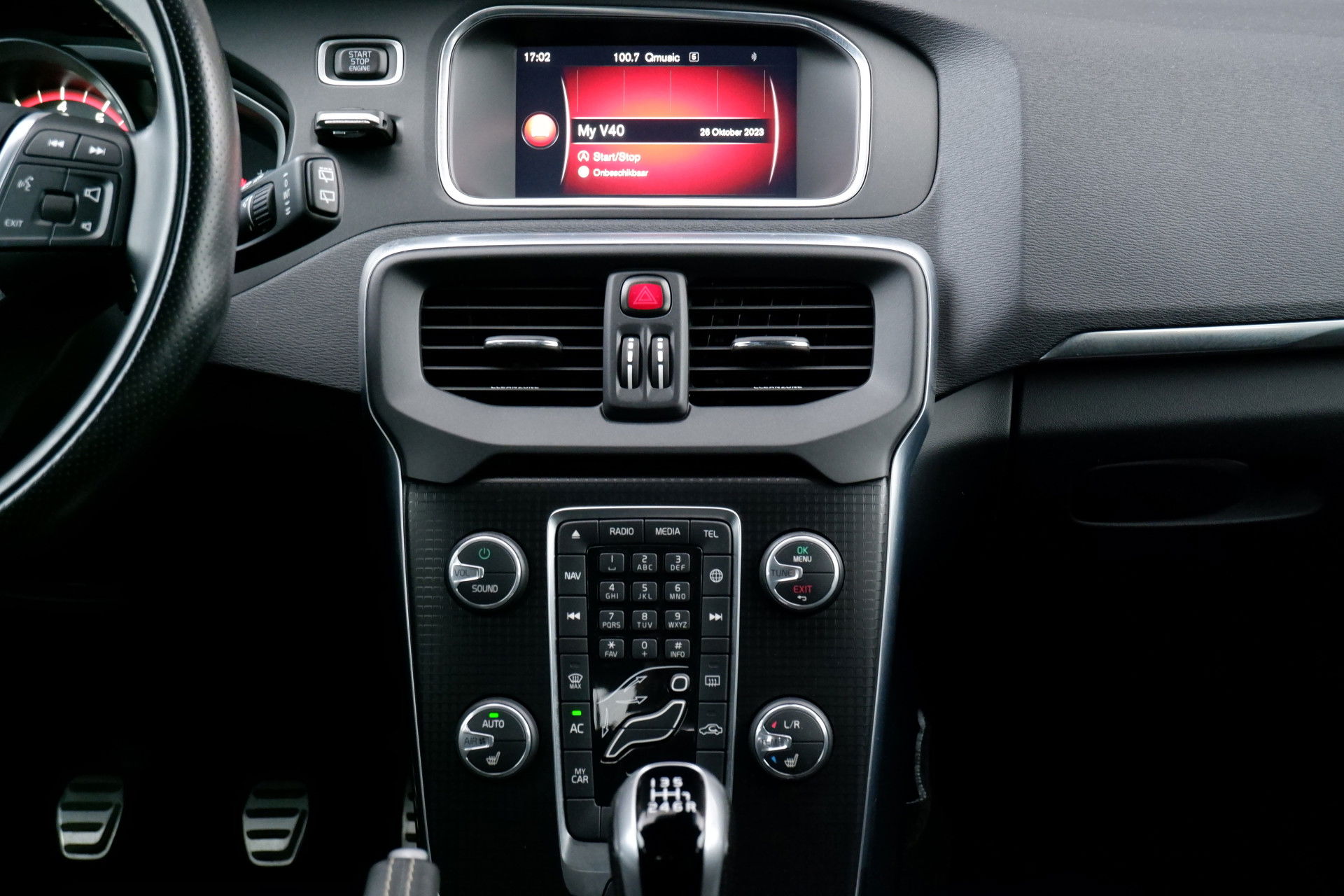 Volvo V40